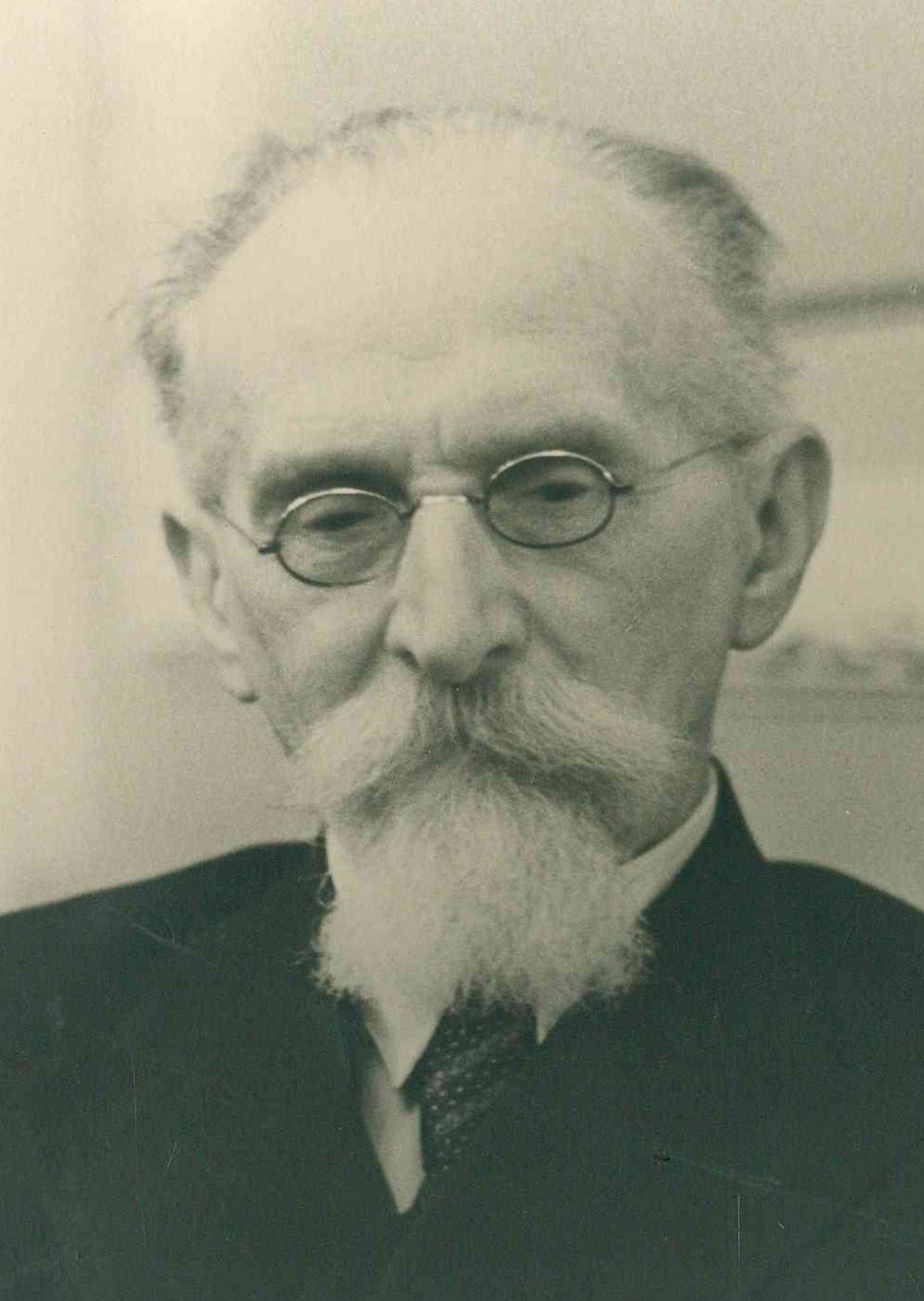 Александр Оссовский